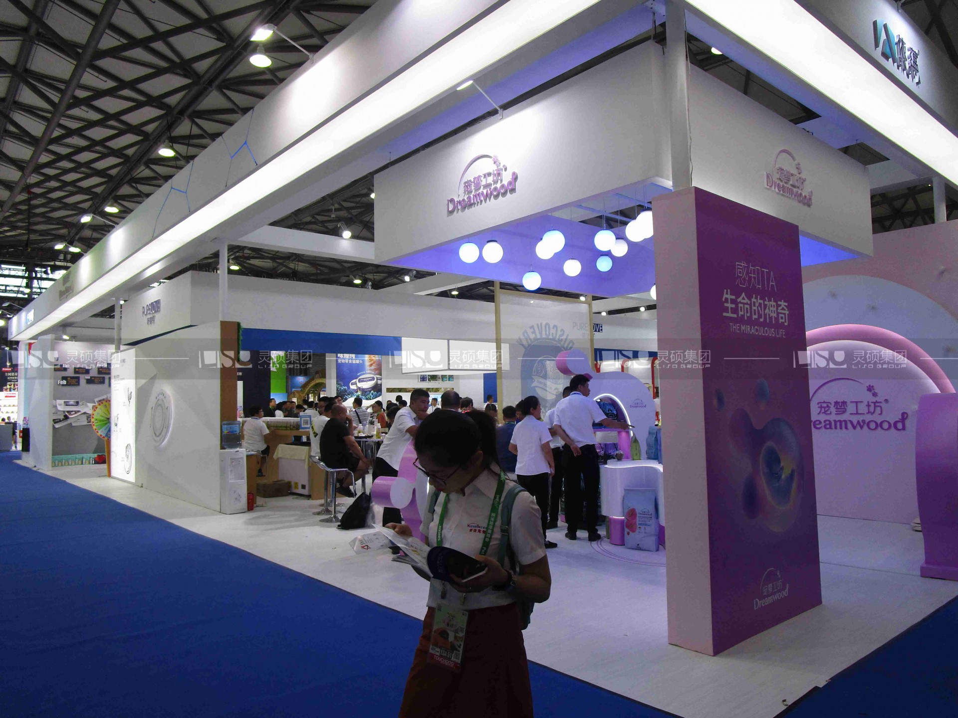 依蘊(yùn)-寵物展展臺(tái)設(shè)計(jì)搭建案例