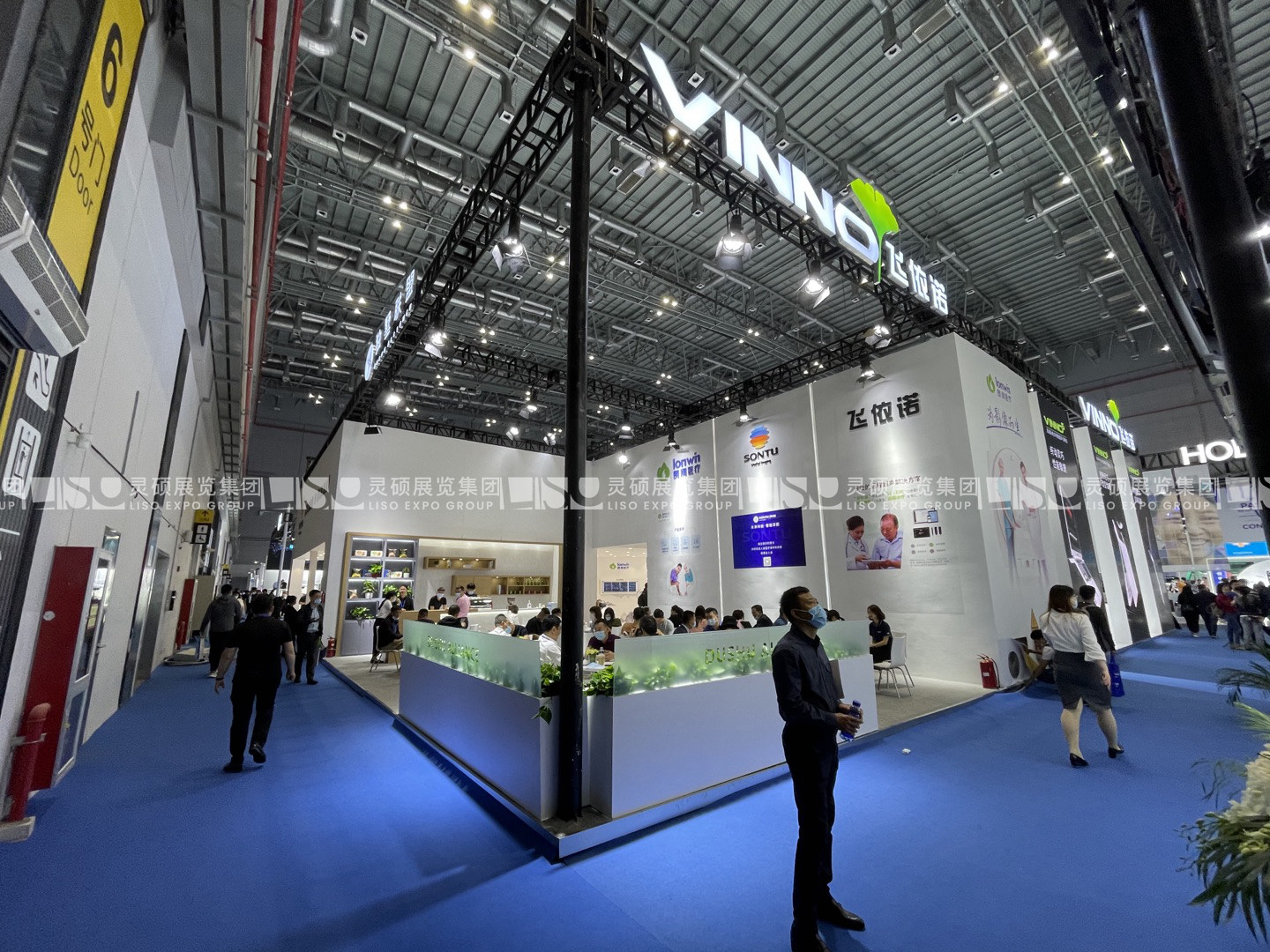 朗潤-醫(yī)療展展臺設計搭建案例