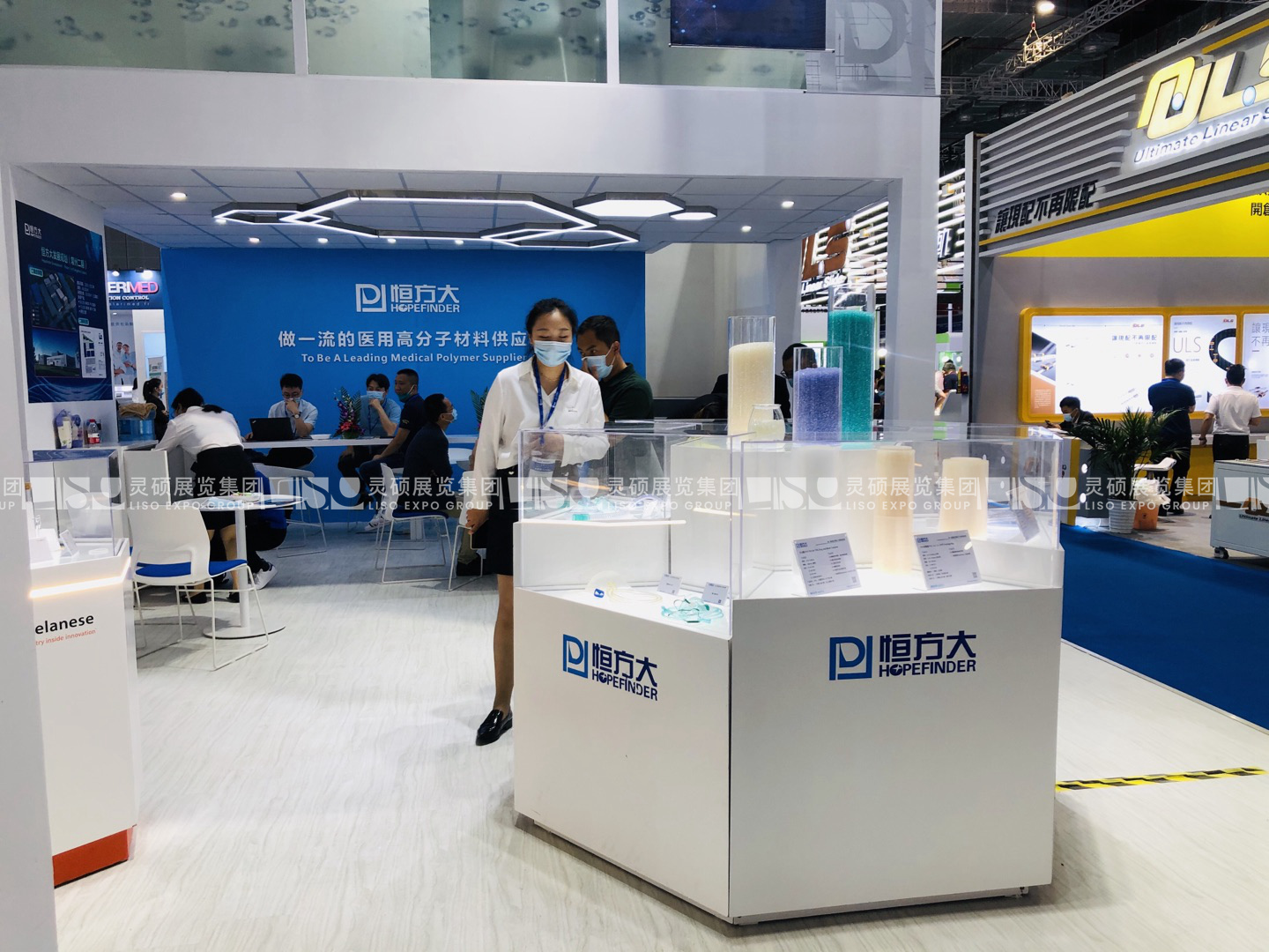 恒方大-醫(yī)療展展臺設計搭建案例
