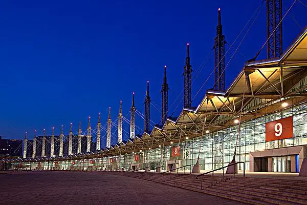 天津?yàn)I海國際會(huì)展中心